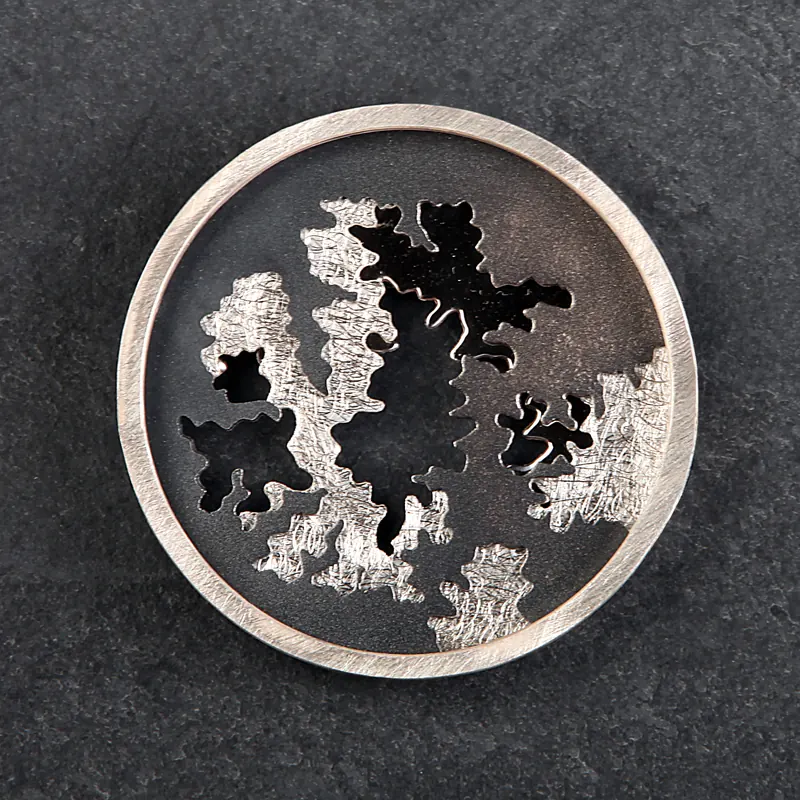 Fermall Mies – Broche. Diversas texturas de plata · joyería Manuel Baró